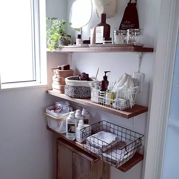 「どんな場所でやっているの？みんなのメイクスペース実例」の画像