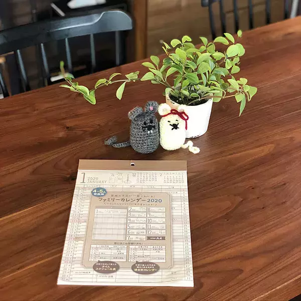 「セリアのカレンダーをインテリアに！おどろきのクオリティ」の画像