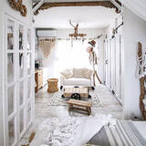 「ゆったりリラックス♡リゾートインテリアを楽しむリビング」の画像4