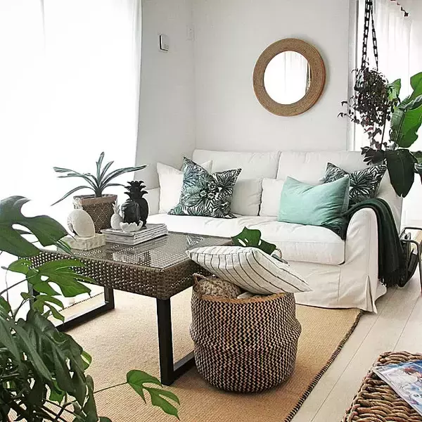 「ゆったりリラックス♡リゾートインテリアを楽しむリビング」の画像