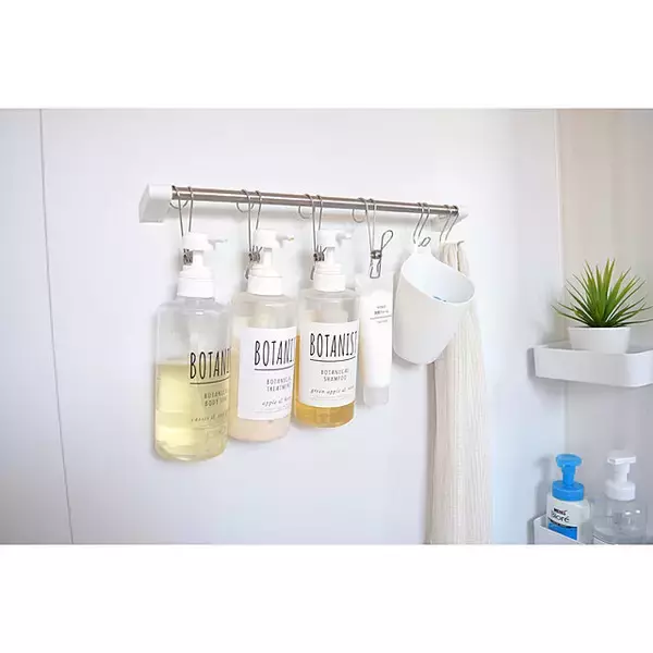 「お風呂が清潔で快適に♪掃除も楽なおすすめセリアアイテム」の画像