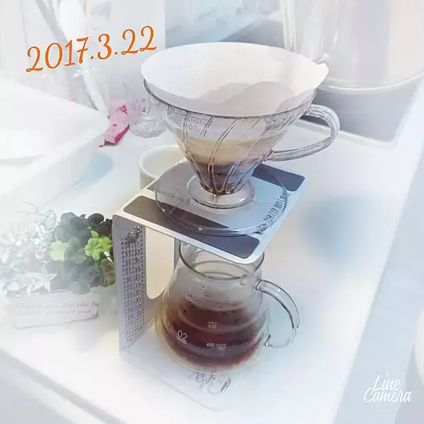 「本棚だけじゃない！ダイソーのブックスタンドの使い方10選」の画像