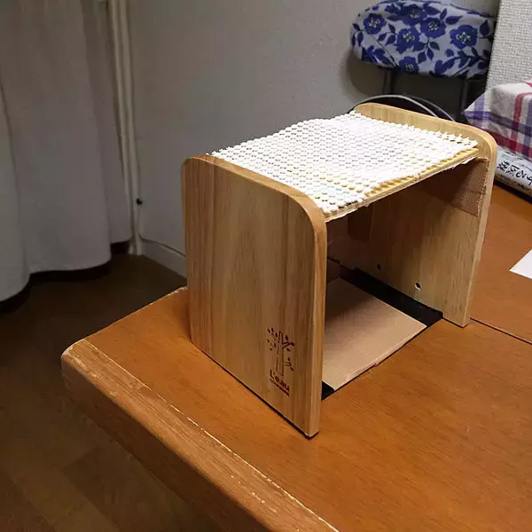 「本棚だけじゃない！ダイソーのブックスタンドの使い方10選」の画像