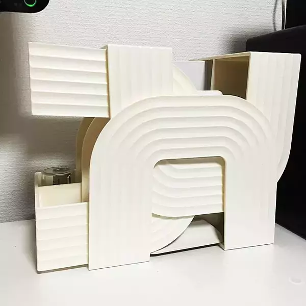 「本棚だけじゃない！ダイソーのブックスタンドの使い方10選」の画像