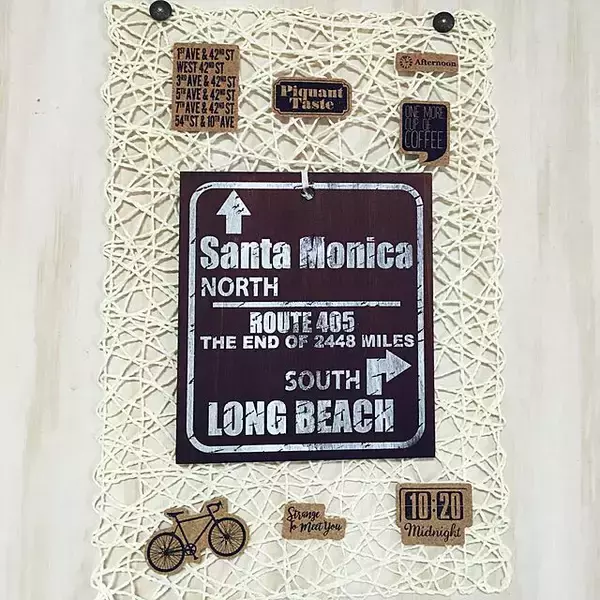 「プチプラで高満足度！ダイソーアイテムでつくる壁面インテリア」の画像