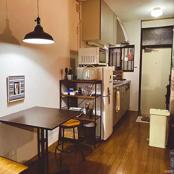 「一人暮らしだからこそ楽しめる！自分らしさをインテリアに詰め込んで」の画像