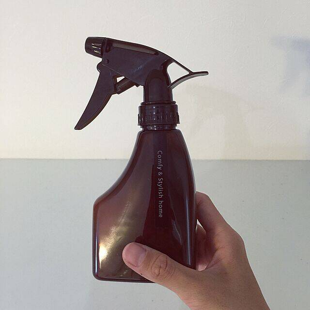 スキンケアからお掃除まで♪使える100均のスプレーボトル