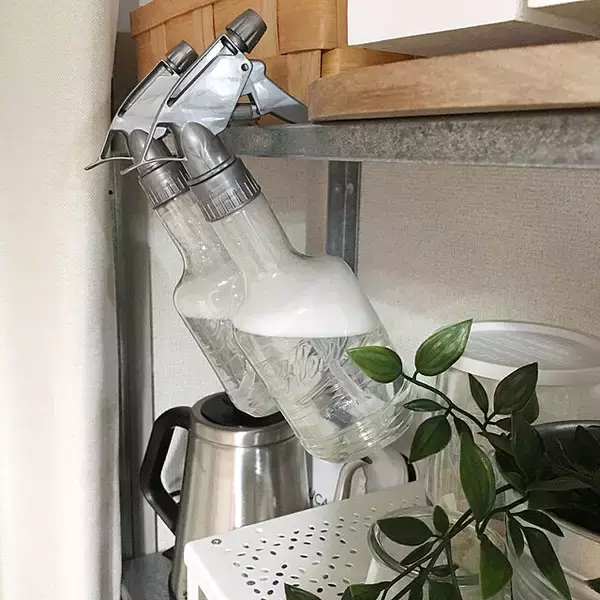 「スキンケアからお掃除まで♪使える100均のスプレーボトル」の画像