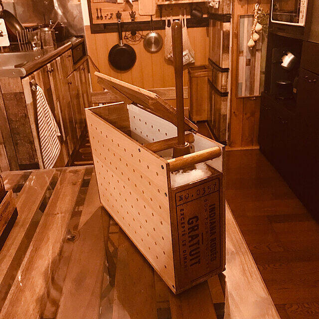 収納もディスプレイも！ダイソーの有孔ボード活用アイデア10選