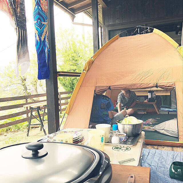 お家時間にメリハリを♪お部屋やベランダで楽しむお家テント