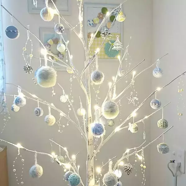 「ふわふわ感に癒される♡ハンドメイドの羊毛フェルト作品がある空間」の画像