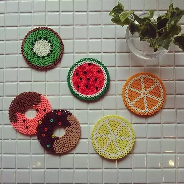 「アイディアしだいで使い方いろいろ！アイロンビーズで作るインテリア雑貨」の画像