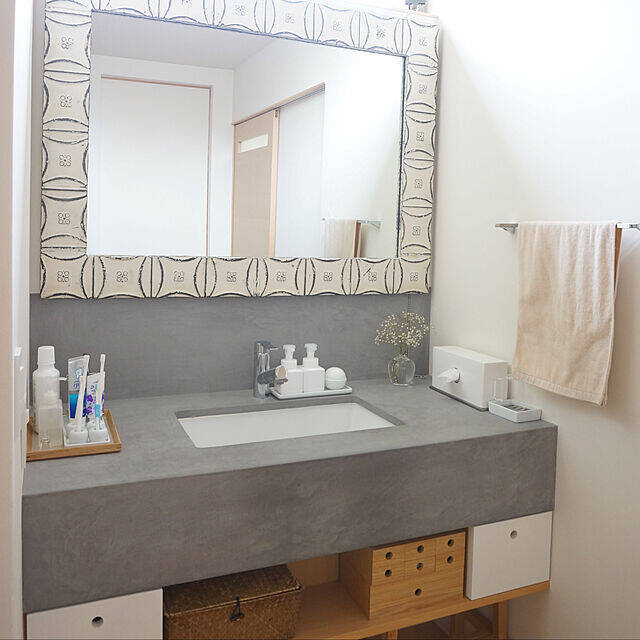 造作洗面所をお気に入り空間に♪こだわりのミラー10選