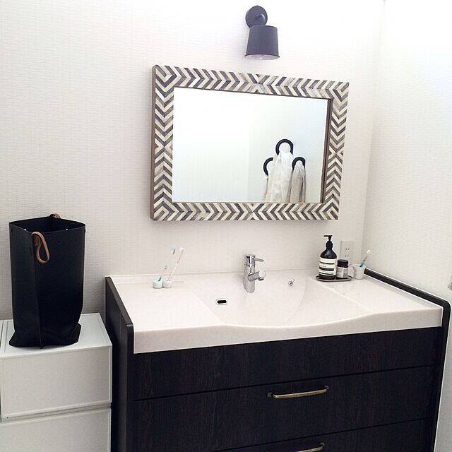 造作洗面所をお気に入り空間に♪こだわりのミラー10選