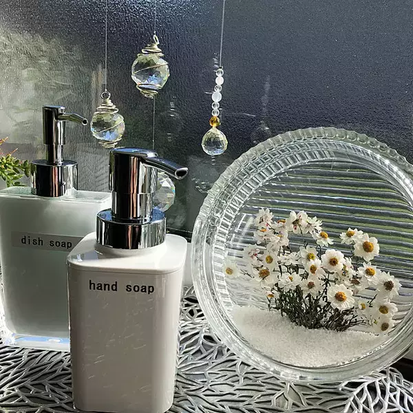 「生活感を消して使い勝手もUP☆おすすめハンドソープとディスペンサー」の画像