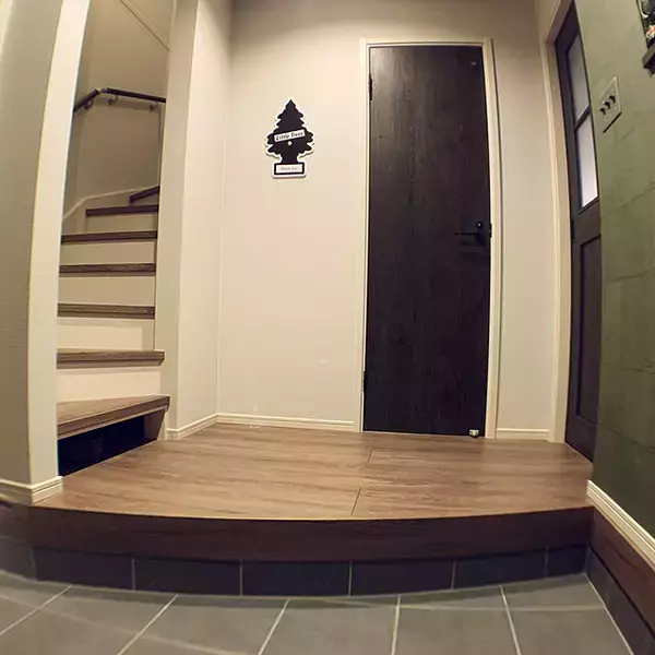 「さりげなく設置してお部屋もスッキリ☆ロボット掃除機の基地をご紹介」の画像