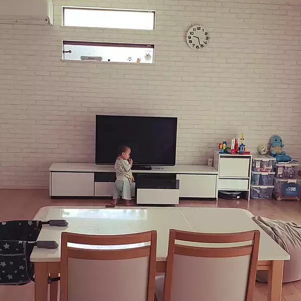 「さりげなく設置してお部屋もスッキリ☆ロボット掃除機の基地をご紹介」の画像