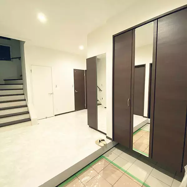 「快適・便利にこだわって。注文住宅でかなえる理想の玄関」の画像