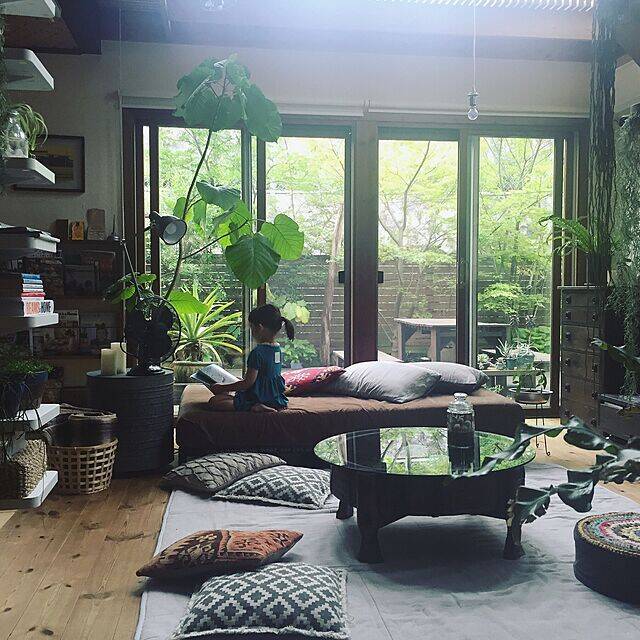 何気ない日常に彩りを。植物に囲まれた自然を感じる暮らし。