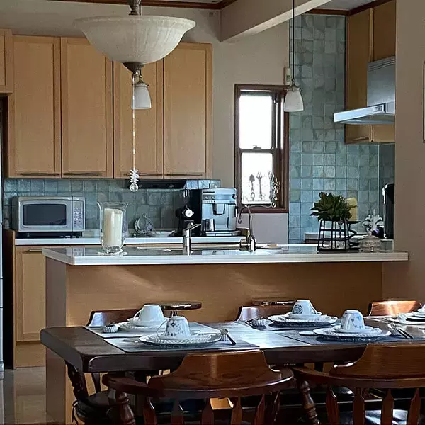 「ブルーで魅せる大人のインテリア♡コーディネート実例10選」の画像