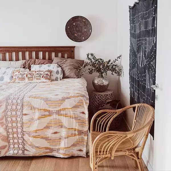 「歴史を共に刻む椅子。ラタンチェアのある暮らし」の画像