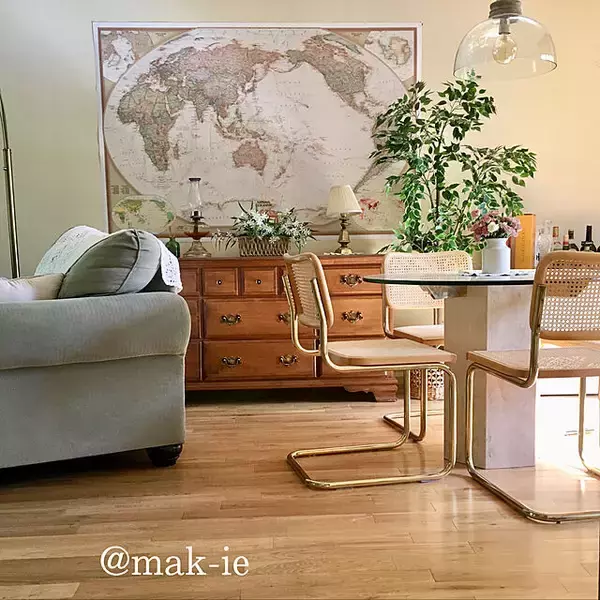 「歴史を共に刻む椅子。ラタンチェアのある暮らし」の画像