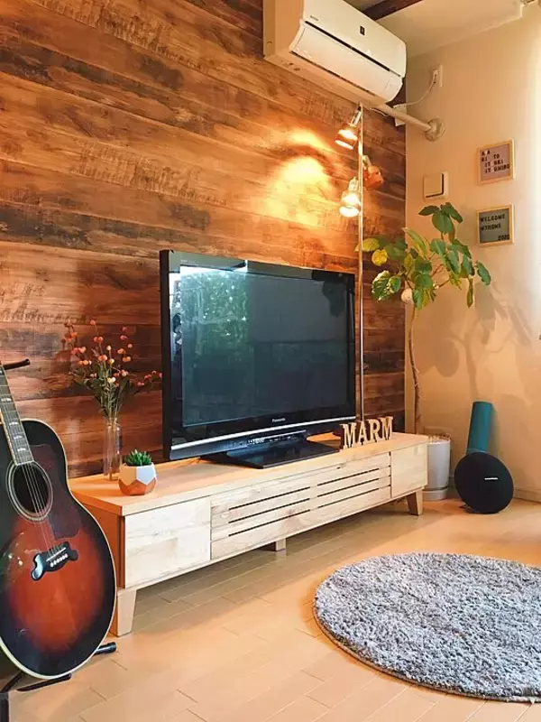 「「快適な暮らしづくりのピースに申し分ない、天然木のローテレビボード」 by n.kiki.aさん」の画像