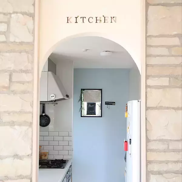 「水回りはDIYで整えるのが◎トイレや洗面所、キッチンを自分好みにリメイク」の画像