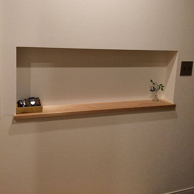 少ない家具で上質な空間を。ミニマリストの3つのテクニック