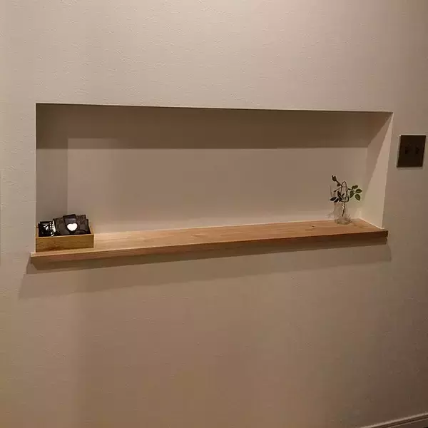「少ない家具で上質な空間を。ミニマリストの3つのテクニック」の画像