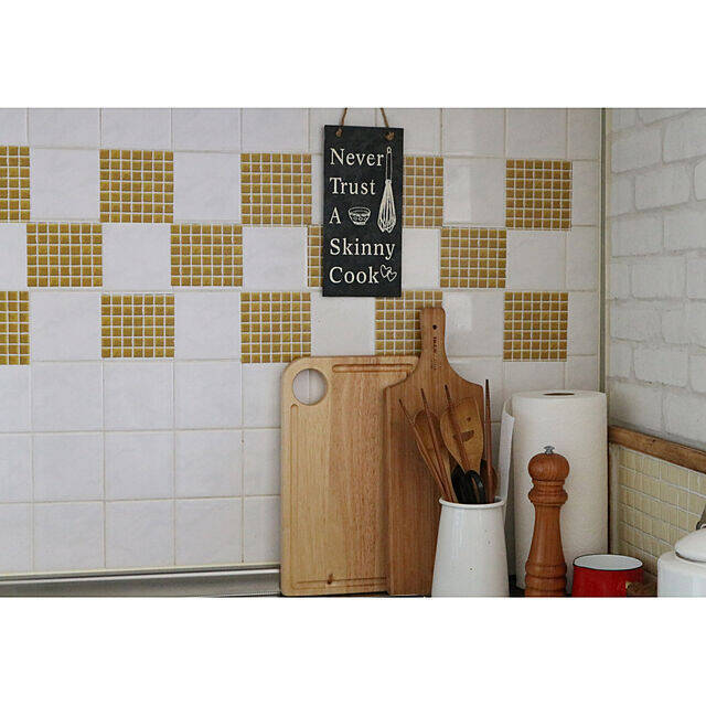 手軽に貼ってタイル風 タイル柄リメイクシートで壁面diy 年9月13日 エキサイトニュース