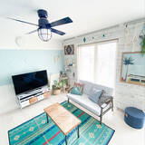 「リビングがリゾートに♡ブルー系カラーで作るマリンテイストなリビング」の画像3