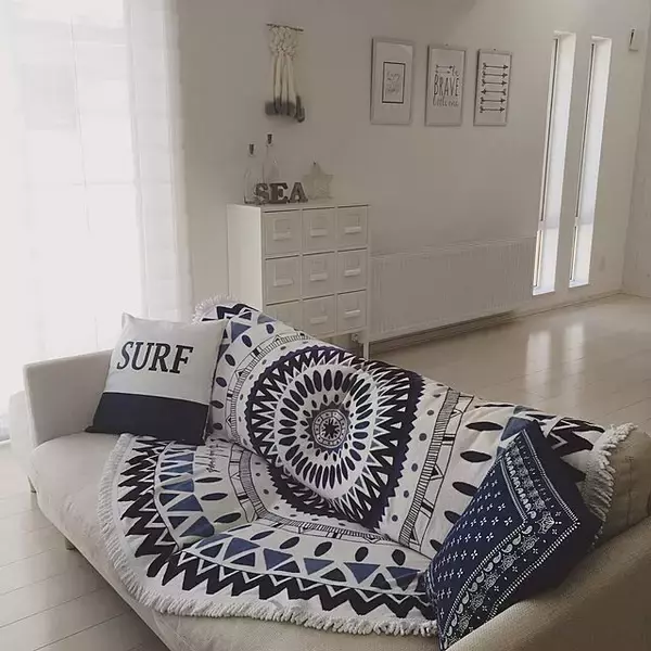 「リビングがリゾートに♡ブルー系カラーで作るマリンテイストなリビング」の画像