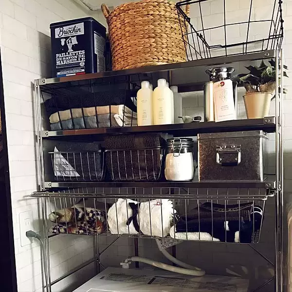 「スッキリ＆快適を約束！洗濯機まわりを使いやすくする感動の収納術10選」の画像