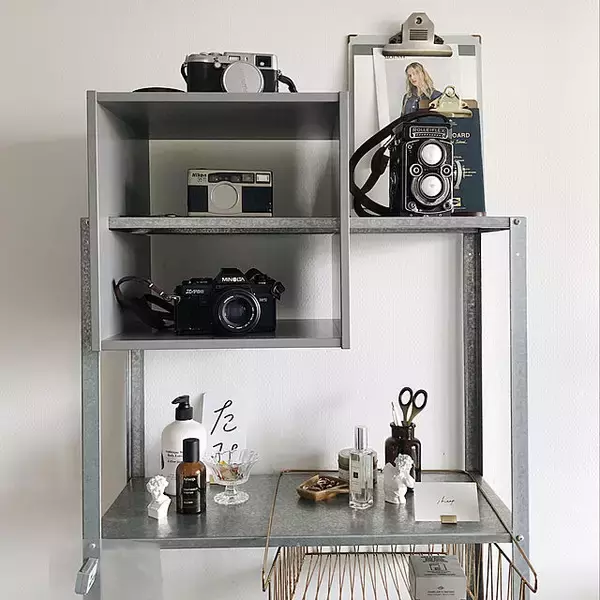 「「見せる収納を楽しみやすい、シンプルなIKEAのスチールシェルフ」 by Kinggiewuさん」の画像