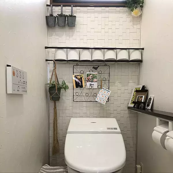 「すっきりと見た目良く♪トイレットペーパー収納アイデア10選」の画像