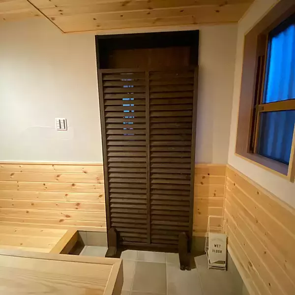 「飼い主さんもこれで安心！猫ちゃんの脱走防止対策アイデア」の画像