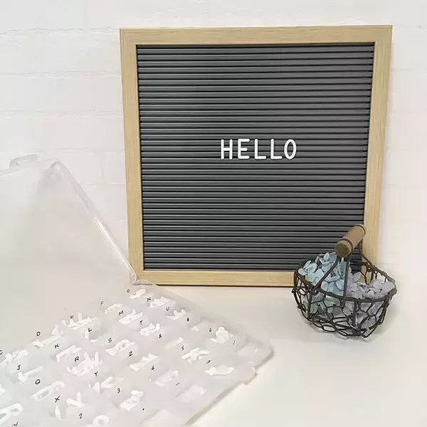 「文字でお部屋をセンスアップ！ダイソーのレターボード」の画像