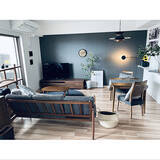 「ダークカラーが効果的☆アクセントクロスでまとまりある空間に」の画像2