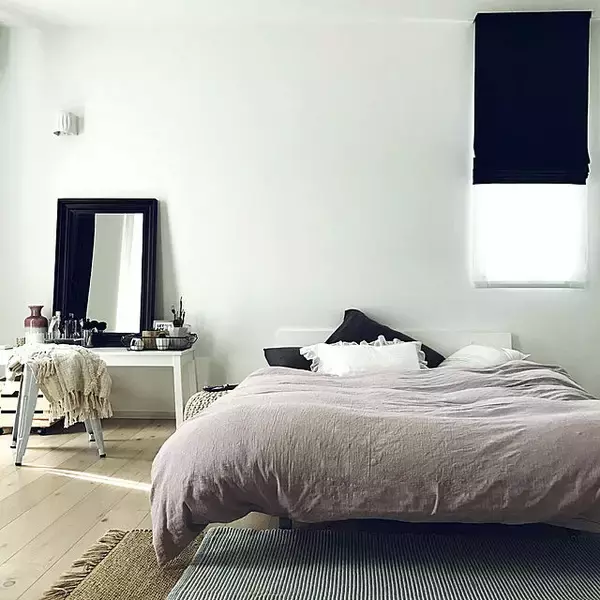 「インテリア上級者さんが選ぶ色♪大人なお部屋に映えるピンク」の画像