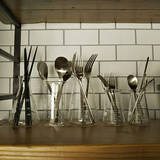 「こんなに使いやすいんだ！カトラリーの「立てる」収納術」の画像1