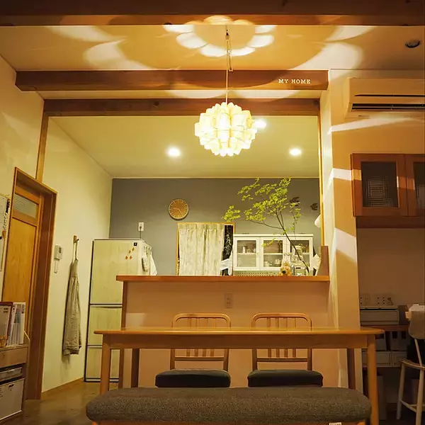 「空間になじみながらも存在感を放つ。名作デザイナーズ照明」の画像