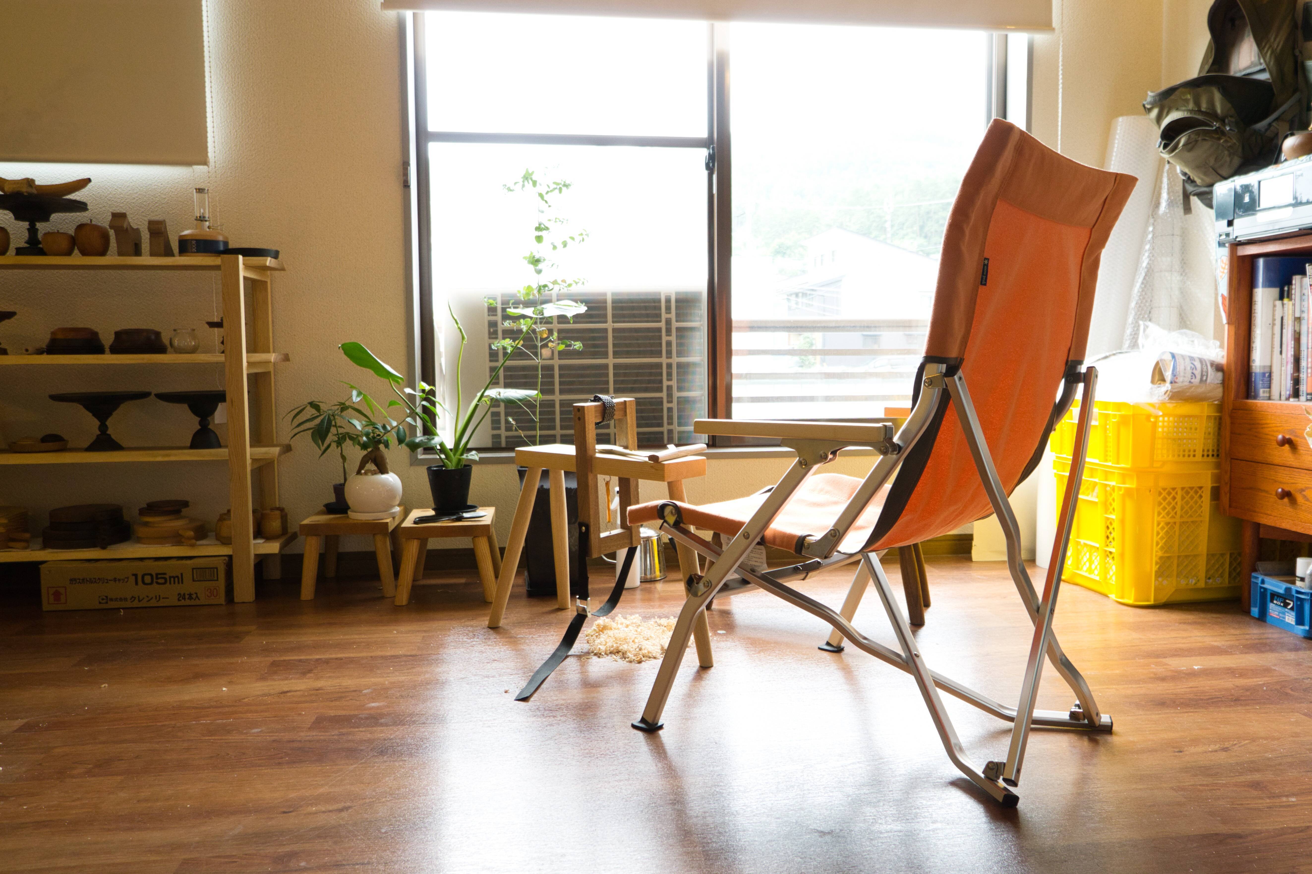「暮らしのシーンで臨機応変に対応できる、折りたたみローチェア」 by shoyuさん