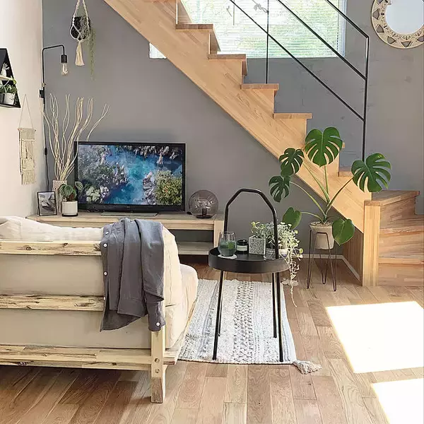 「お店みたいでカッコいい！インダストリアルテイストのリビング」の画像