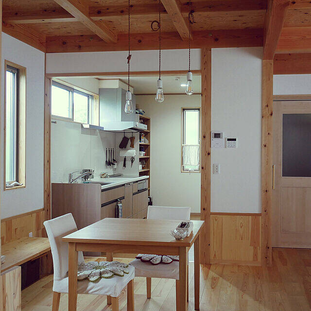 「DIYで柔軟に自分たちらしく整えていく、心安らぐシンプルな平屋暮らし」 by monchan0921さん