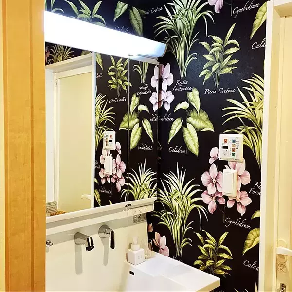 「大人可愛く♡ボタニカル・フローラル柄を取り入れたインテリア」の画像