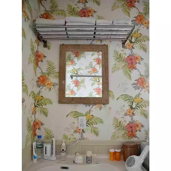 「大人可愛く♡ボタニカル・フローラル柄を取り入れたインテリア」の画像