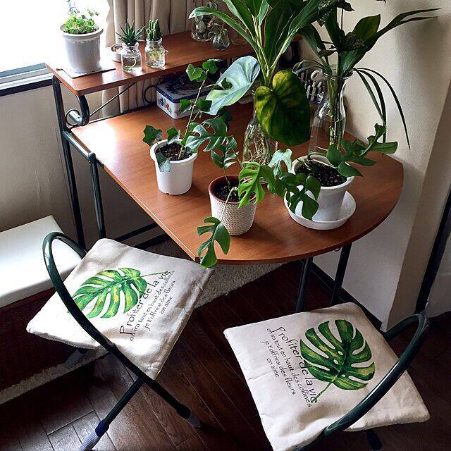 大人可愛く♡ボタニカル・フローラル柄を取り入れたインテリア