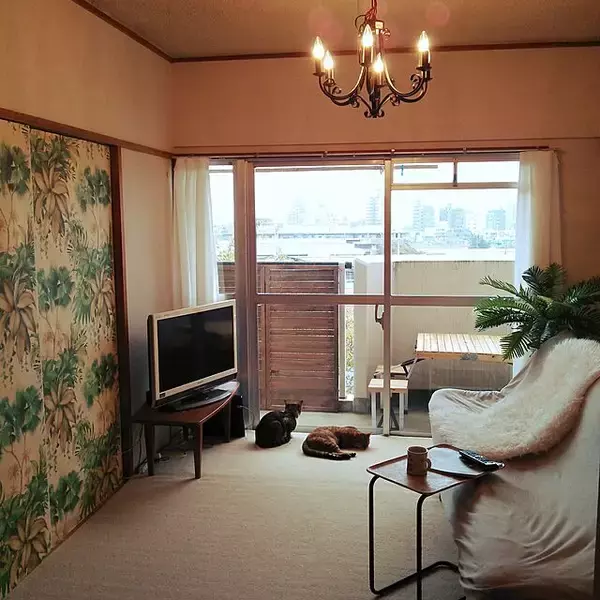 「大人可愛く♡ボタニカル・フローラル柄を取り入れたインテリア」の画像