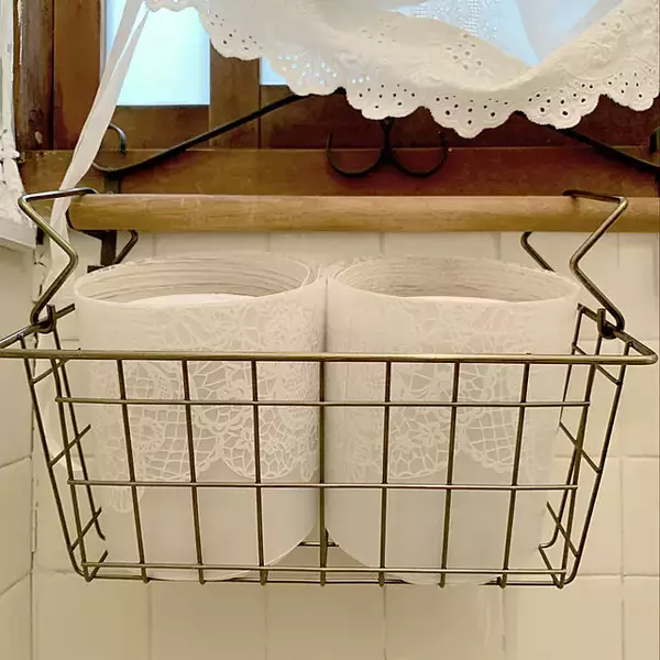 「食卓以外でも活躍できる！デザイン選びも楽しいセリアのランチョンマット」の画像